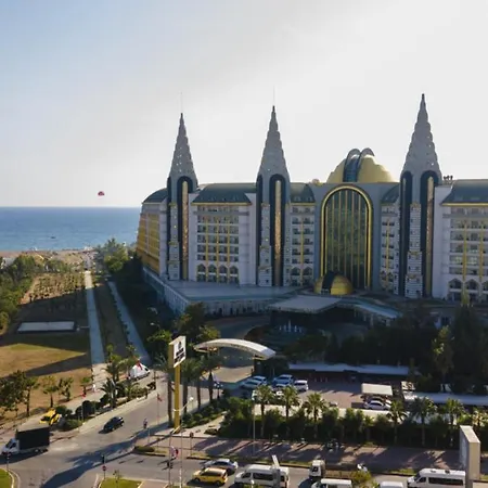 Sea View Flat With Balcony Near In Aksu Апартаменты