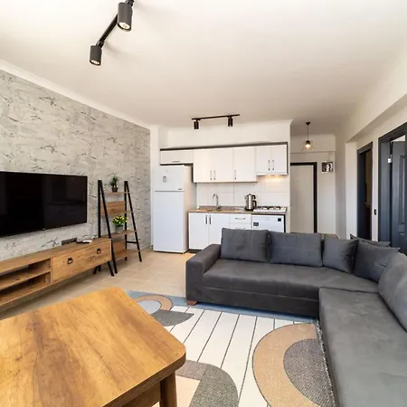 Apartment Sea View Flat With Balcony Near In Aksu