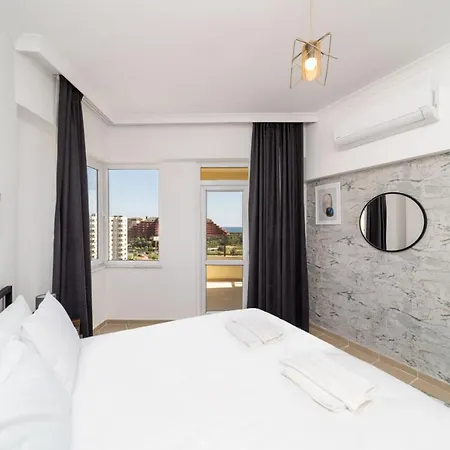 Sea View Flat With Balcony Near In Aksu Antalya