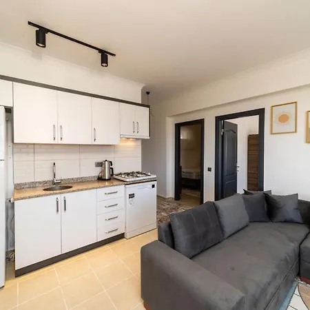 Sea View Flat With Balcony Near In Aksu * Antalya