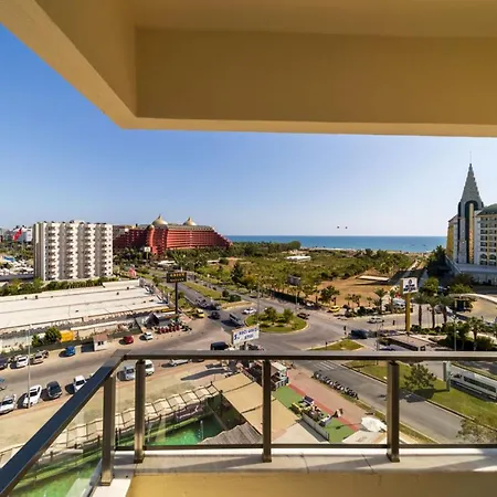 Sea View Flat With Balcony Near In Aksu Antalya