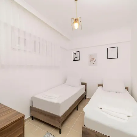 Sea View Flat With Balcony Near In Aksu Apartment Antalya